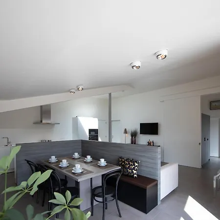 Dom wakacyjny Landelijk In Met Tuin En Vijver *